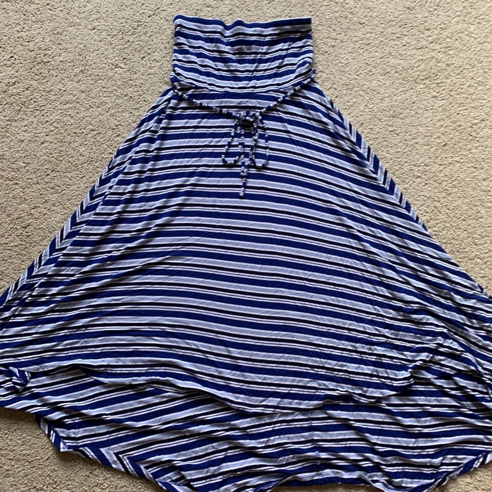 Navy & white strapless dress